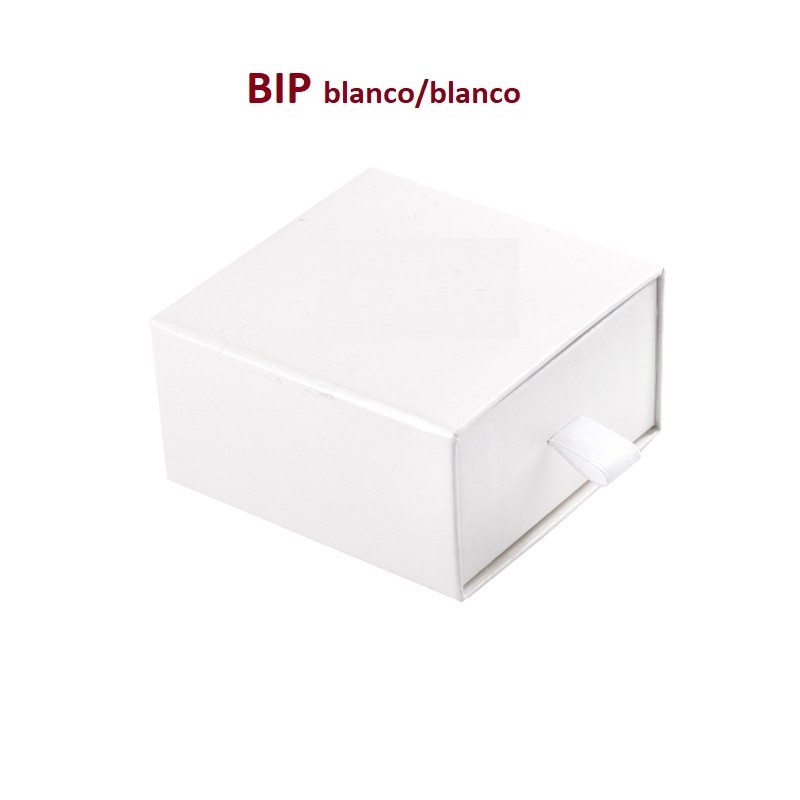 Caja BIP pendientes + cadena 73x70x40 mm.